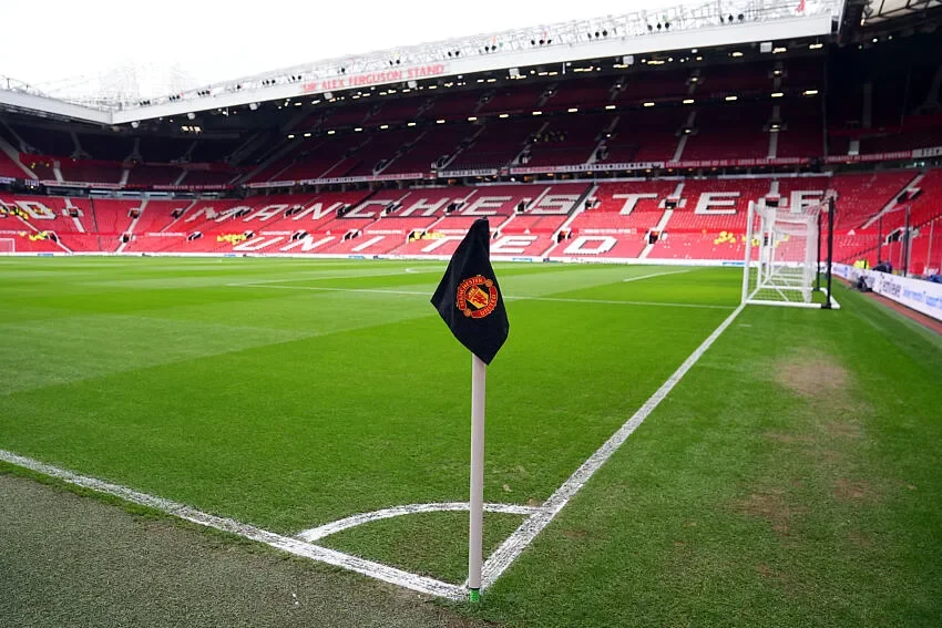 Rooney de retour à Old Trafford : Kai franchit le grand pas
