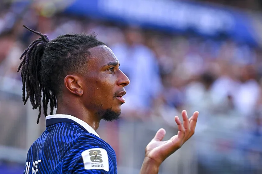 La FFF demande le retrait du carton jaune de Michael Olise