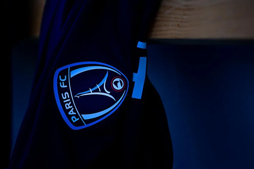 Le Paris FC officialise l’arrivée de Liam Rosenior