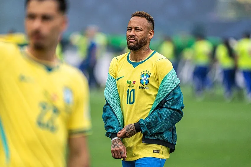 Neymar face au grand flou : adieu le Brésil… et Santos ?