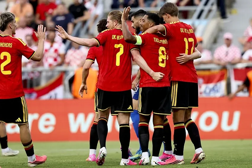 Espagne – Belgique : les compos officielles avec De Ketelaere préféré à Lukaku
