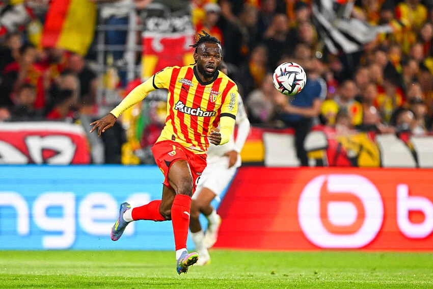 RC Lens : Koyalipou file en Belgique, le grand ménage de Toppmöller commence