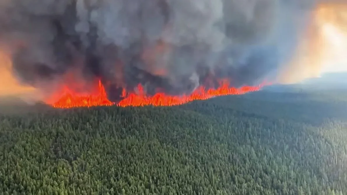 Coupe du monde 2026 : la fumée des incendies canadiens menace la finale !
