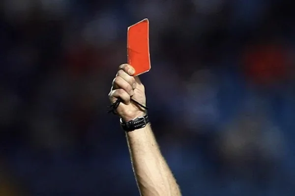 Un arbitre de Ligue 1 renvoyé devant le tribunal pour violences conjugales