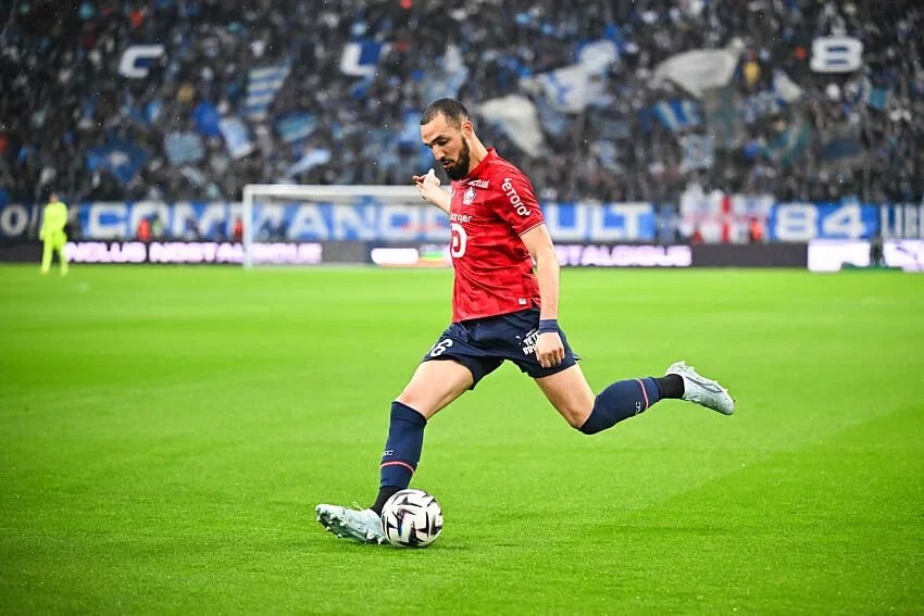 Courtisé de toutes parts, Nabil Bentaleb devrait finalement rester au LOSC