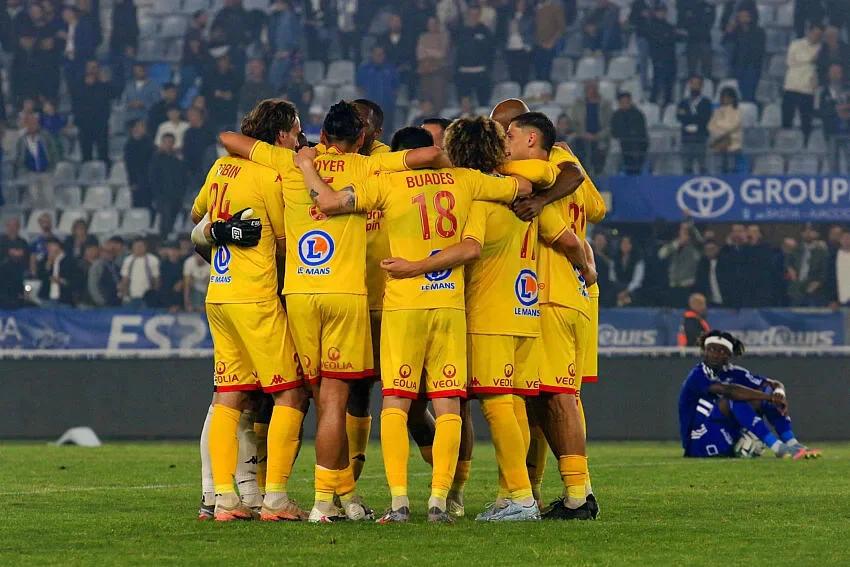 Le Mans FC : la folie des abonnements, un mercato malin… et déjà un coup de froid