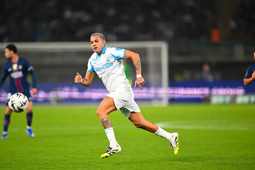 OM : Medina pose avec le maillot de River Plate, la photo qui sème le doute