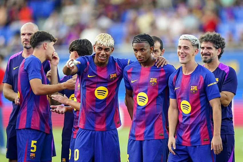 Barça : Alejandro Balde touché par une pubalgie