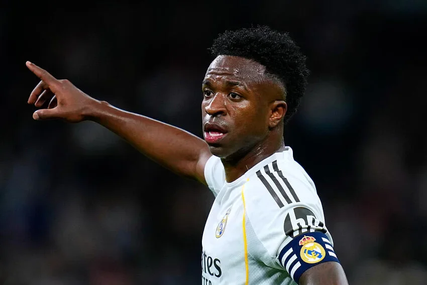 Vinicius Jr : une semaine pour tout décider entre le Real Madrid et Arsenal