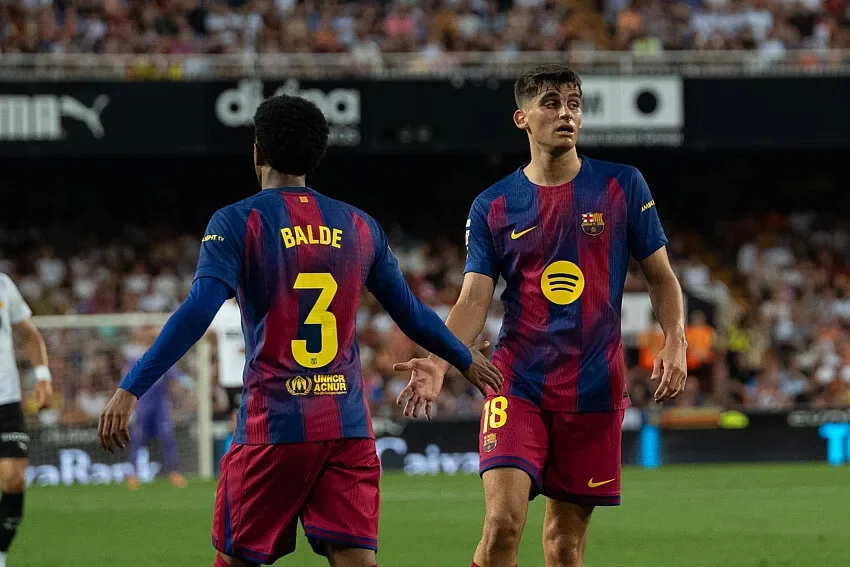 Une pépite du Barça dans le viseur des Blues