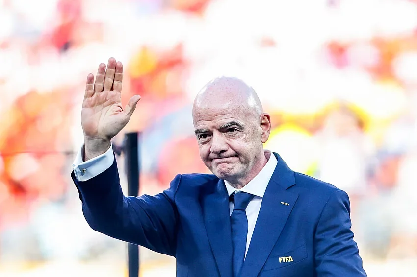 FIFA : Infantino face à la révolte, l’UEFA agite la menace du boycott