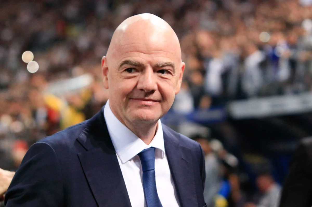 FIFA : Infantino jette l’éponge, la Coupe du monde ne sera pas mise en vente
