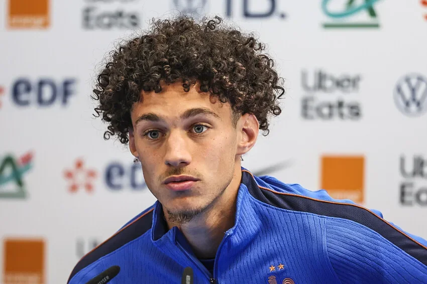 19h Mercato : Akliouche bouclé, Ferran Torres relancé, Guimarães vers Arsenal… le récap du 1er août
