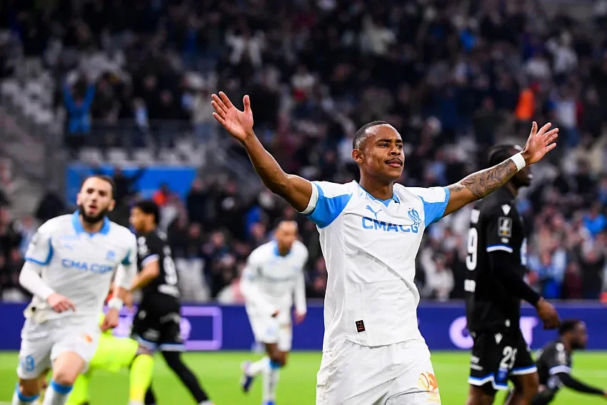 OM : McCourt fixe un prix énorme pour cet attaquant