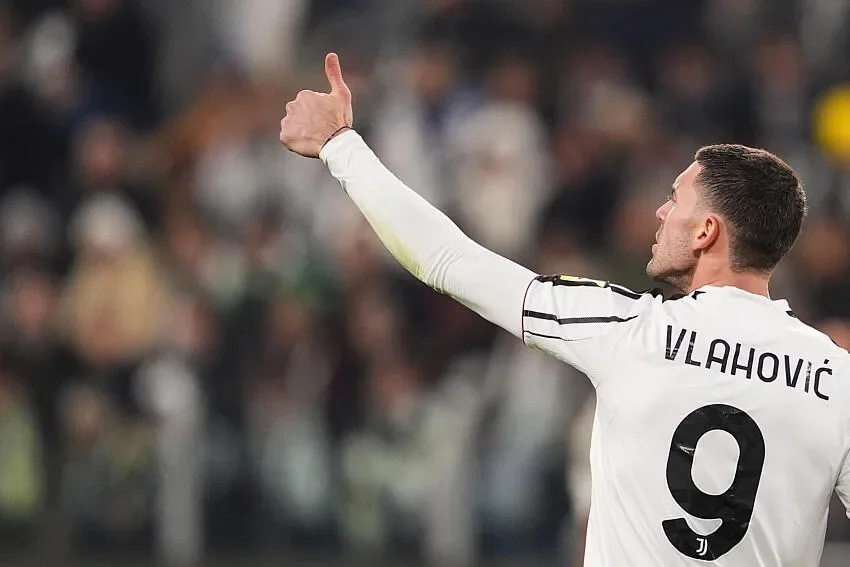 Vlahovic refuse Beşiktaş et attend le Barça !
