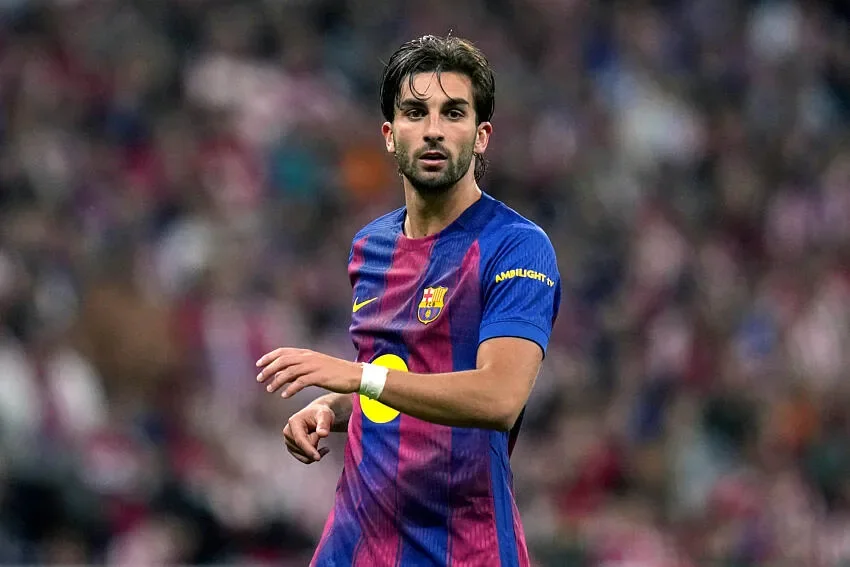 PSG : Flick entretient le flou autour de Ferran Torres