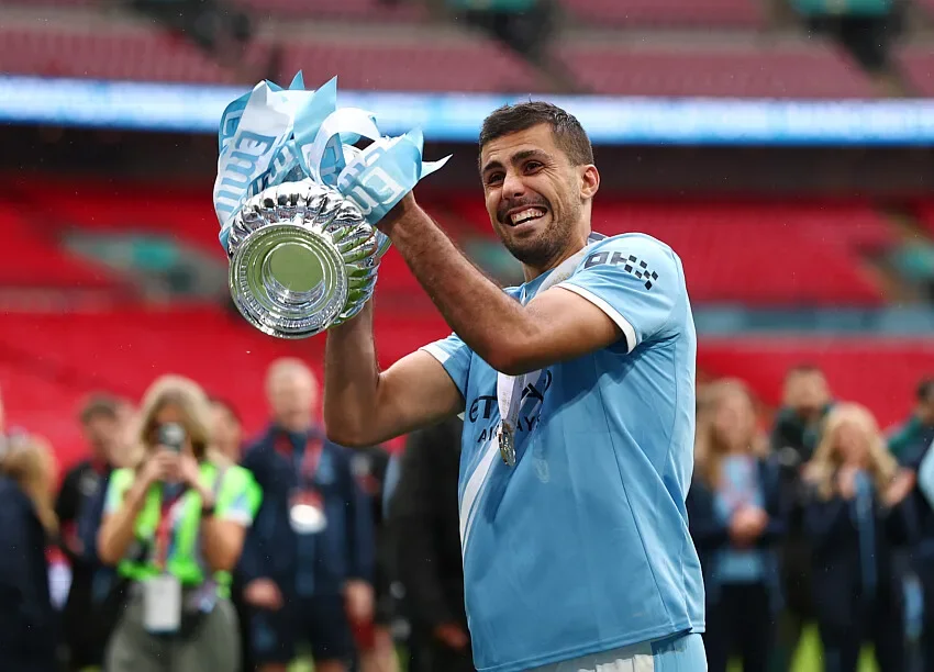 Le Barça rêve de doubler le Real Madrid pour Rodri