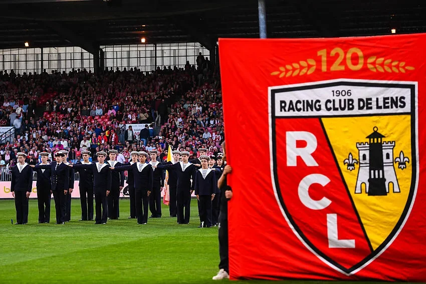 Après une grosse saison, Lens le laisse partir (off)