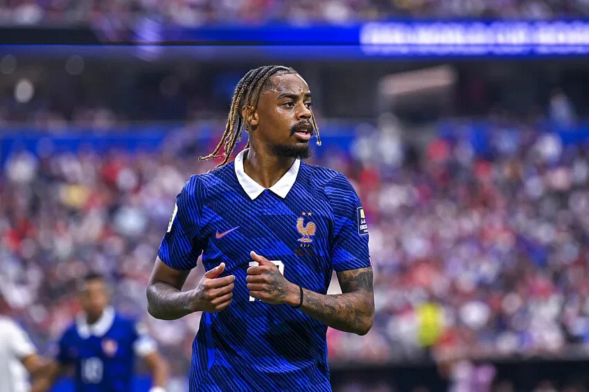 PSG : Liverpool dépasse les 100 millions pour Barcola