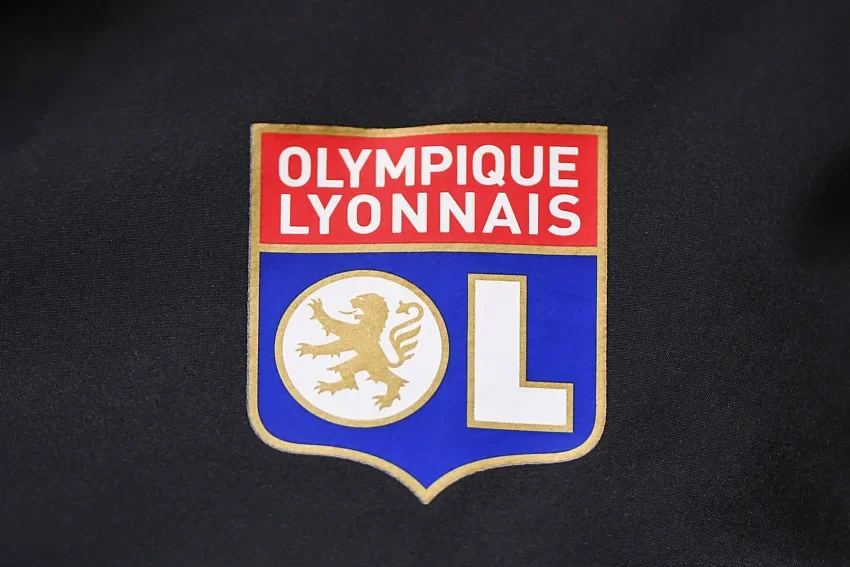 OL : Tuile confirmée pour Bacher
