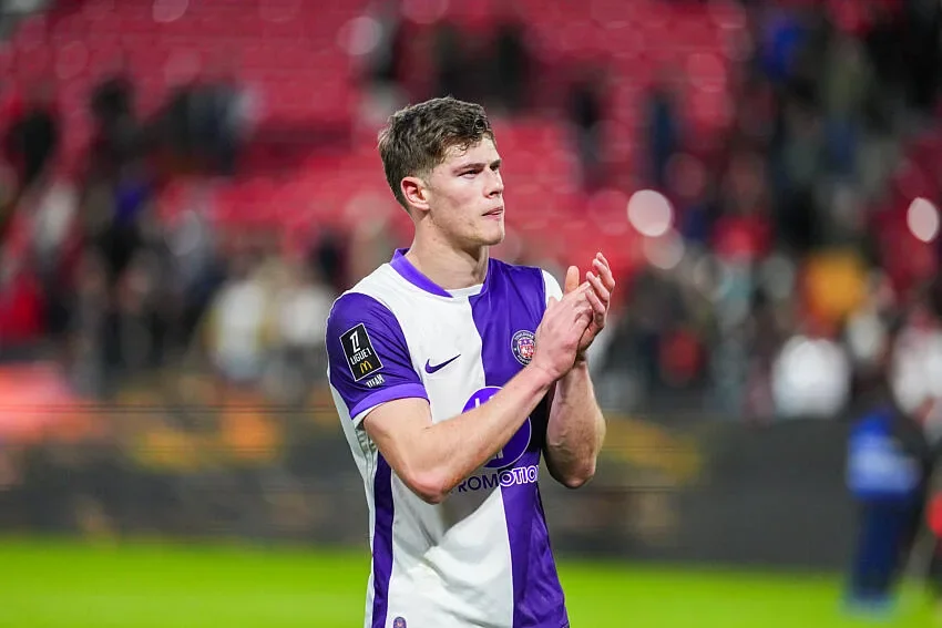 Rennes s’offre Cresswell (off)