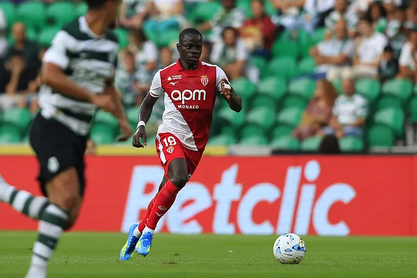 Monaco blinde son crack Pape Cabral