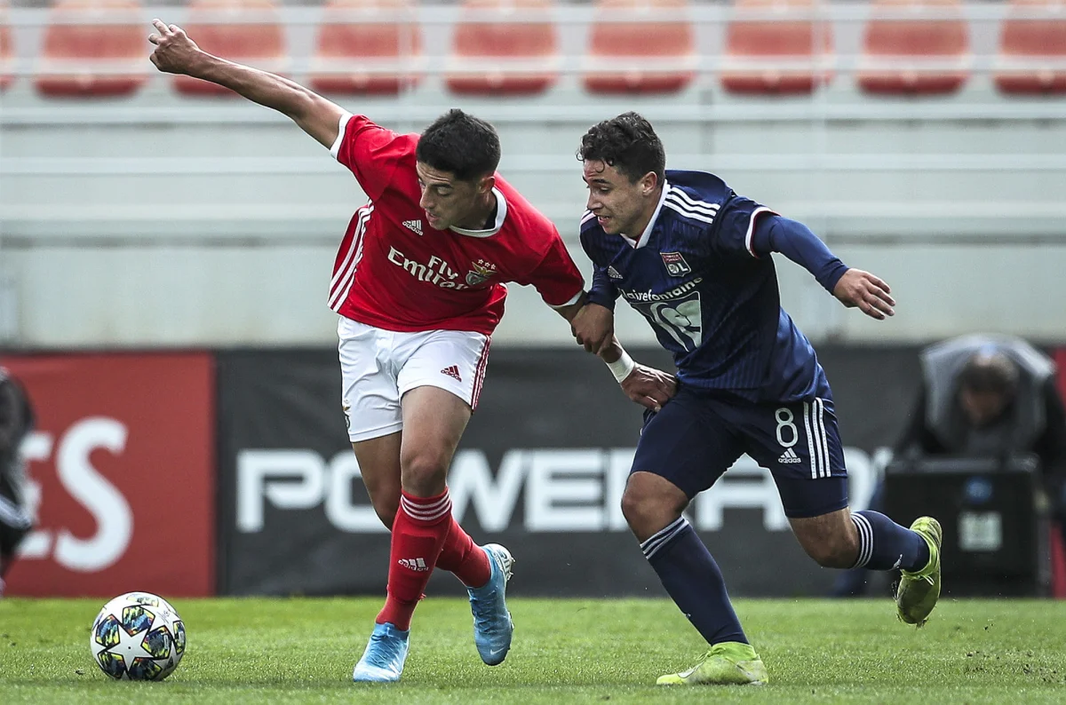 Le RC Lens pose 5 millions au Benfica pour… 