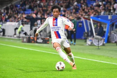 Malick Fofana dans le viseur de l’AS Rome : l’OL pourrait-il céder son ailier belge ?