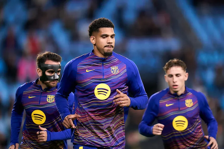 Araujo est un joueur de Liverpool (off.)