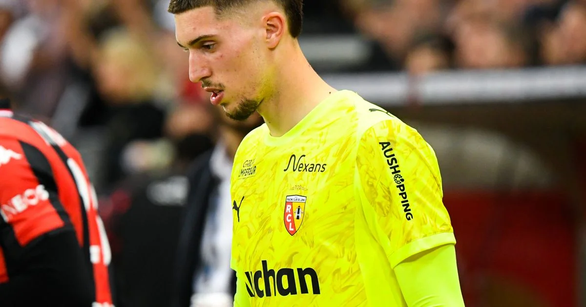 Mercato RC Lens : les dirigeants prêts à aller contre la volonté de Robin Risser ?