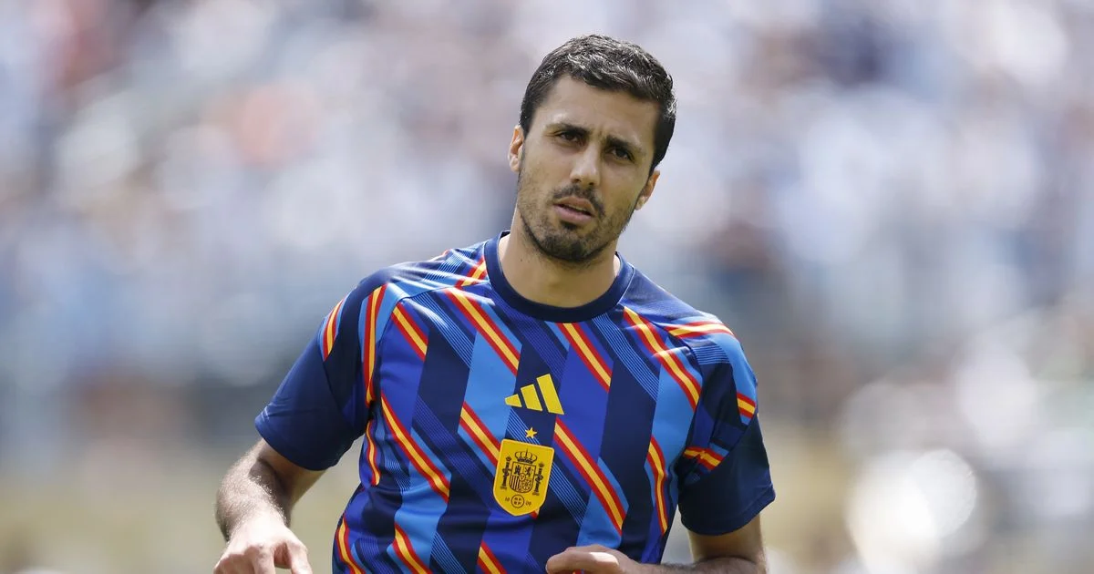 Mercato PSG, Real Madrid : “le Barça s’est renseigné pour Rodri”, un 1er prix émerge à Manchester City