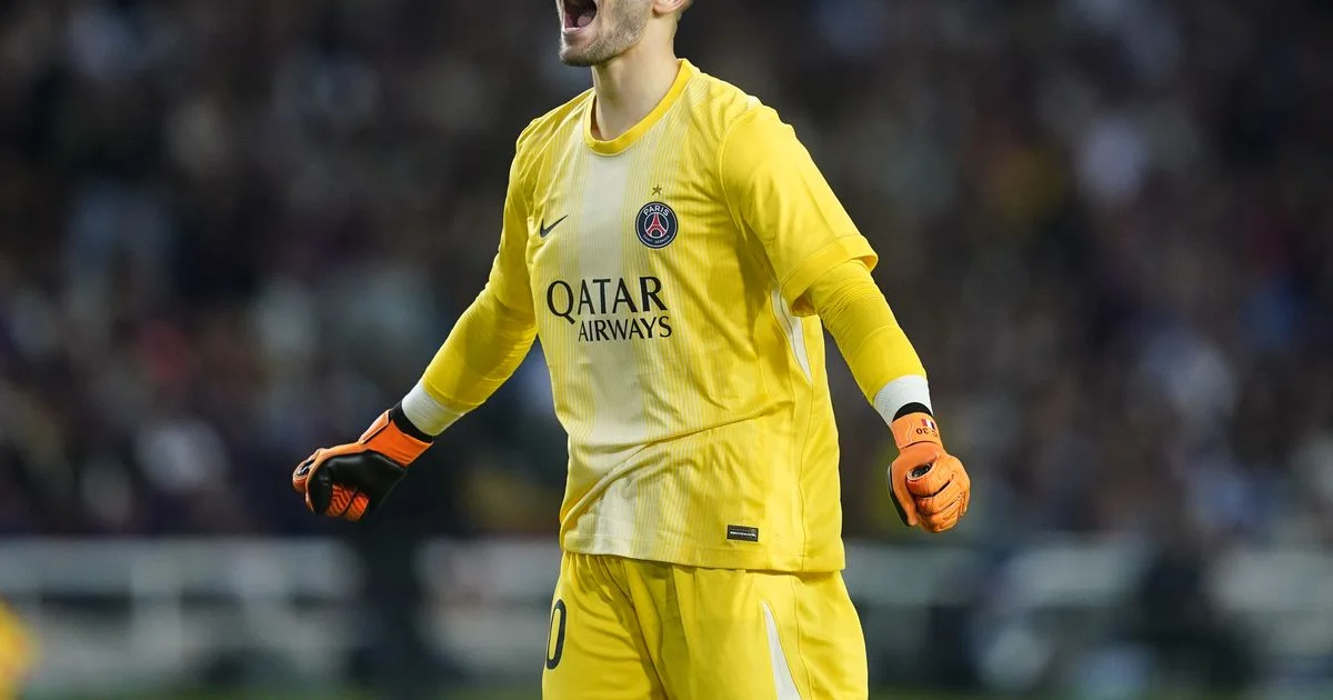Mercato PSG : une offre tombe pour Lucas Chevalier, menacé par Suzuki