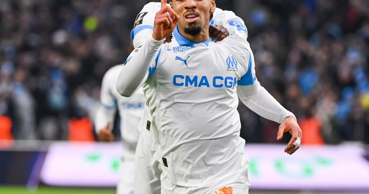 Mercato Arsenal : victime de l’arrivée de Guimaraes, Ethan Nwaneri revendu plus de 35 M€ après son prêt à l’OM ?