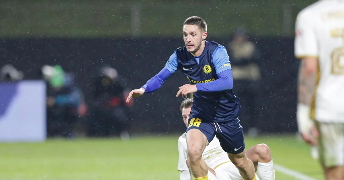 Mercato ASSE : un international slovène en approche pour 3 M€