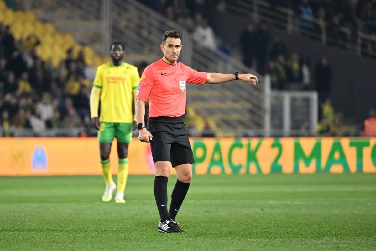 RC Lens – FC Nantes : l’arbitre est connu, mauvais présage pour les Canaris ?