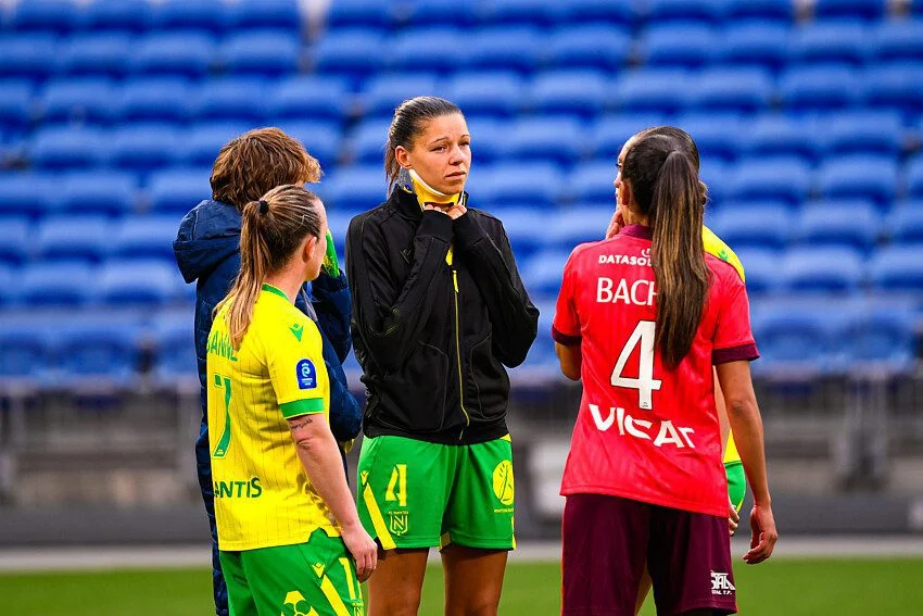 Les Nantaises encaissent 8 buts en une mi-temps face aux Lyonnaises en demi-finale de play-off