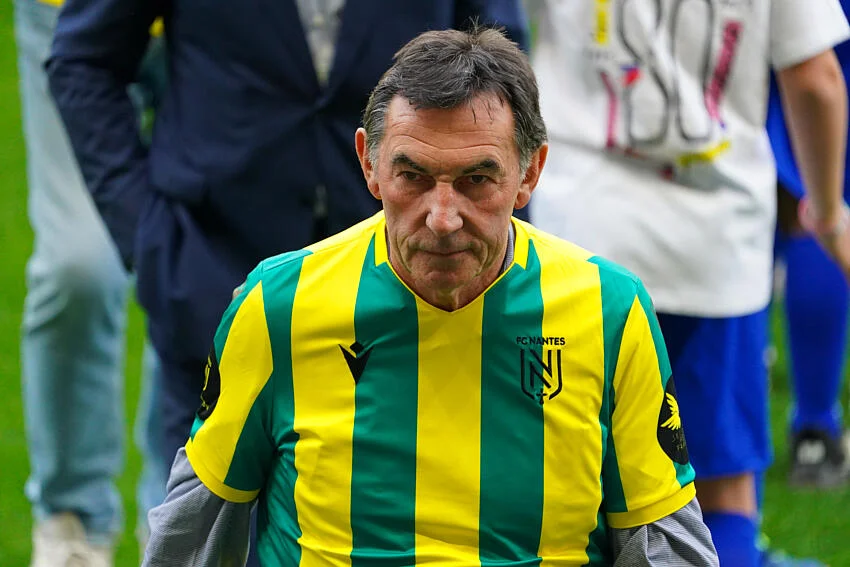La légende du FC Nantes Maxime Bossis a vendu aux enchères toute sa collection de souvenirs de football