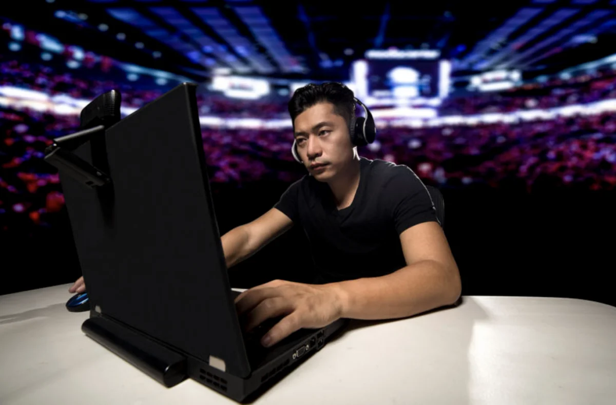 Jeux d’argent en ligne : la législation en France comparée au Canada