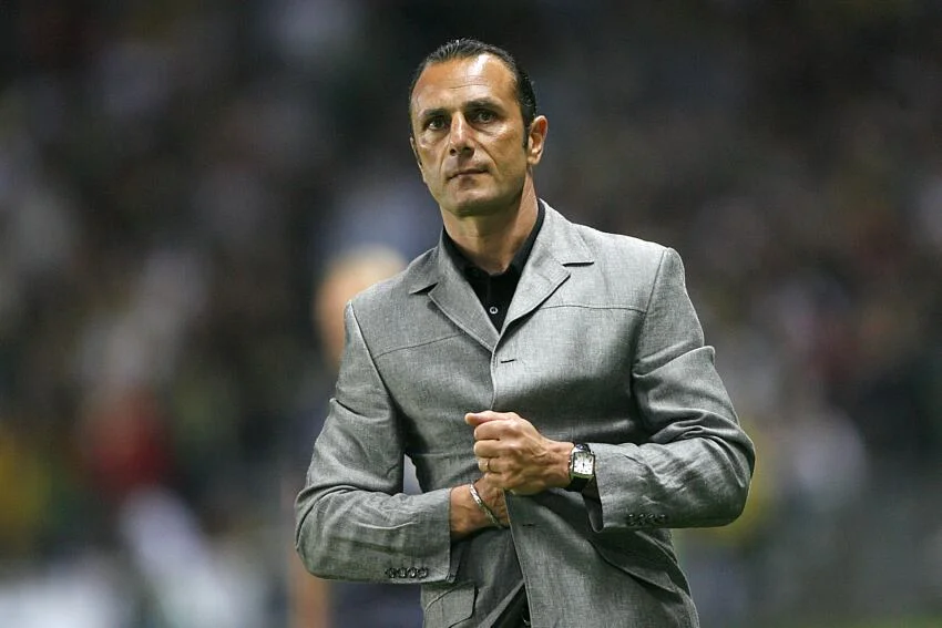 La première fois que Michel Der Zakarian était sur le banc du FC Nantes… Zidane jouait encore