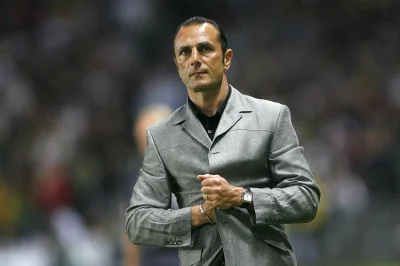 La première fois que Michel Der Zakarian était sur le banc du FC Nantes… Zidane jouait encore