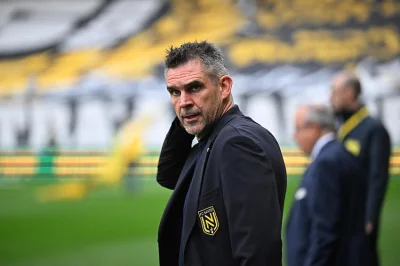 Jocelyn Gourvennec réclame 2 millions d’euros au FC Nantes suite à son licenciement (L’Équipe)
