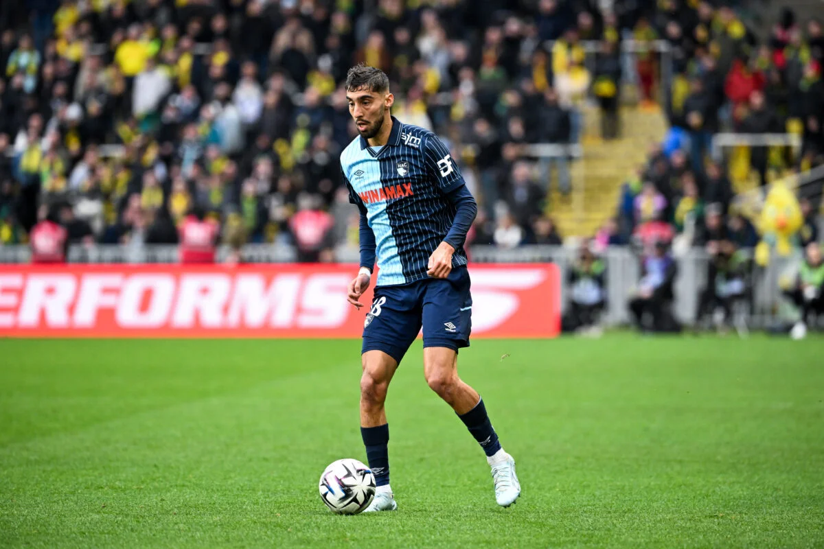 Mercato. Le FC Nantes aurait abandonné la piste Zouaoui (L’Équipe)