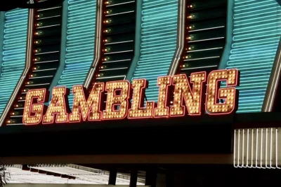 Comment analyser efficacement les caractéristiques d’un jeu de casino avant de jouer ?