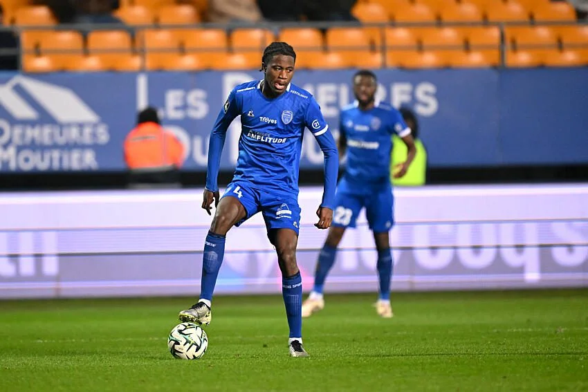 Ex-FC Nantes. Junior Diaz prolonge jusqu’en 2030 avec l’Estac Troyes